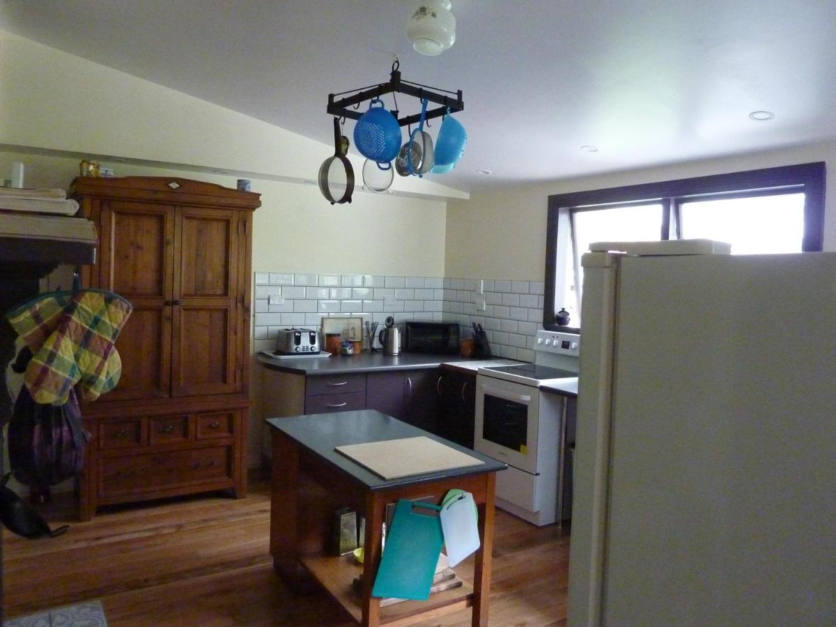 אקורואה Halfmoon Cottage מראה חיצוני תמונה